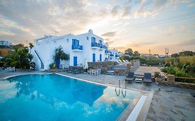 Vienoula's Garden Hotel